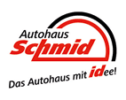 Mehrere Menschen sitzen in einem Raum mit gro en Fenstern und arbeiten gemeinsam an einem Projekt mit Laptops und Notizb chern. Beschreibung von KI generiert